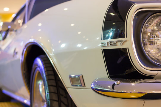UDONTHANI, THAILAND - AUGUST 19, 2015:  White Chevrolet Camaro 3