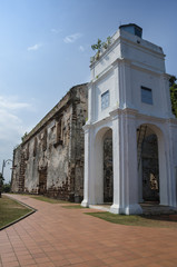 Fototapeta na wymiar A Famosa Fort Ruins on St Paul Hill - A Famosa fort in Malacca, Malaysia..