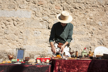 vendedor de mercadillo en la ciudad
