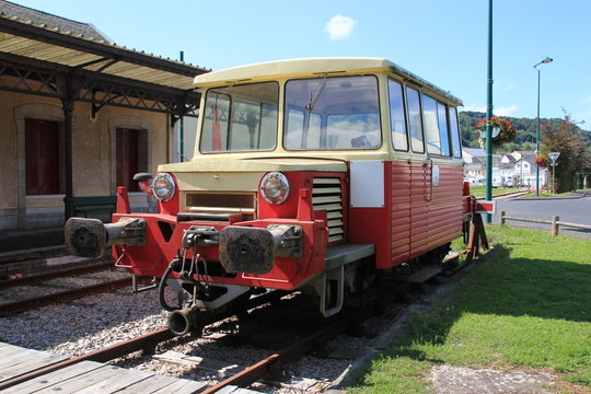 Gare de Riom-es-montagnes