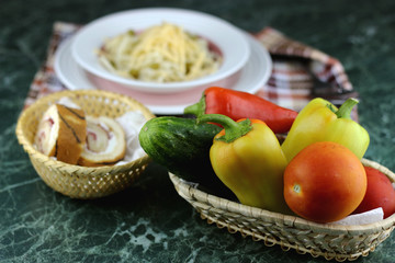 pasta with cheese and peas