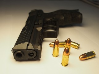 9mm pistol
