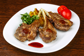 Grilled lamb chops