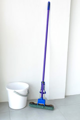 Mop purple And white water tank