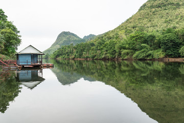 Obraz premium The Khwae Yai River also known as the Si Sawat River, Kanchanaburi Thailand