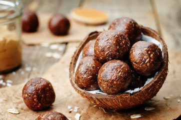 Raw vegan peanut butter oat coconut cacao balls