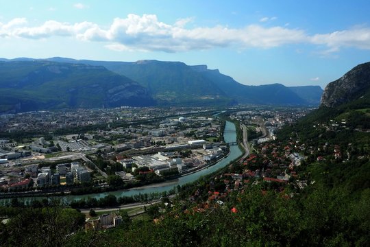 Time-lapse sur la presqu'&icirc;le scientifique de Grenoble