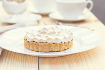 Cake or Lemon pie with meringue