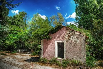 abandoned house in Sardinia