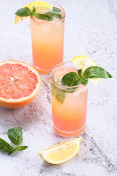 Fresh Pink Grapefruit Cocktail