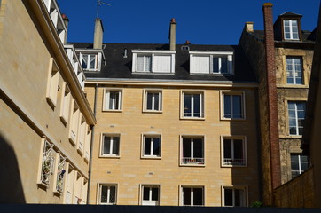 Façade d'immeuble.
