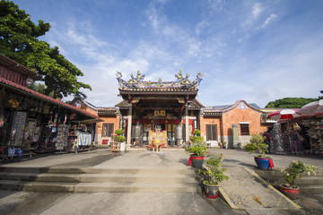 Fototapeta premium PENANG, MALAYSIA-AUGUST 10, 2015 Snake Temple in Penang, Malaysi