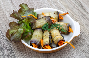 Eggplant rolls with carrot