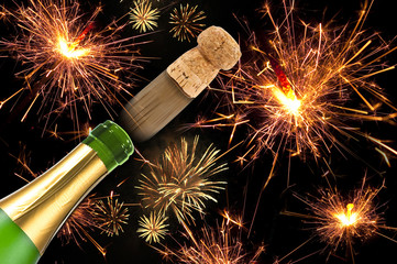 Sektflasche und Feuerwerk, Silvester, Silvesterfeuerwerk, 2015, 2016