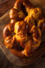 Cheesy German Soft Pretzels