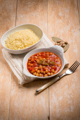 couscous and chickpeas with tomato sauce