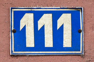 Hausnummer 111
