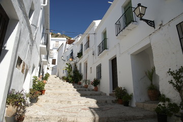 Bonitas calles del municipio andaluz de Frigiliana  en la provincia de Málaga, Andalucía