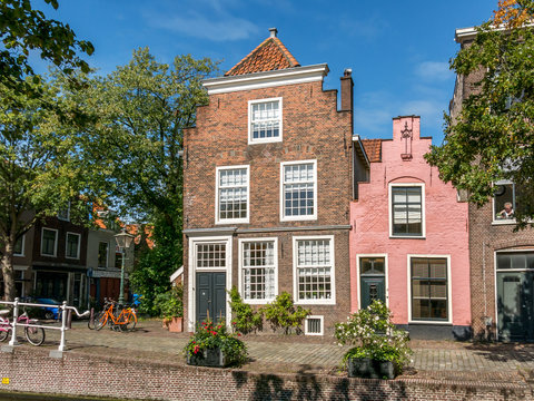 Old houses on Groenhazengracht canal in Leiden, Netherlands