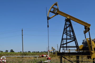 Pumping unit as the oil pump installed on a well