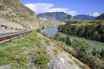 Fototapeta premium Mountain river Katun along Chuysky Trakt