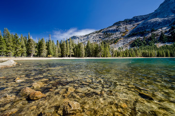 Fototapeta na wymiar Lake at Yosemite Park, California, USA