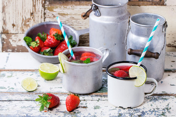 Strawberry lemonade