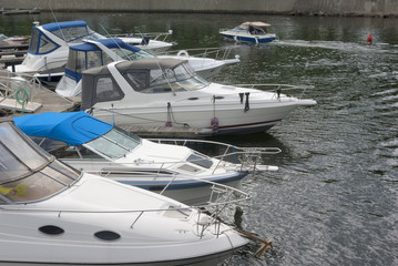 Fototapeta premium boats on the quayside