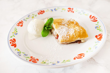 apple strudel