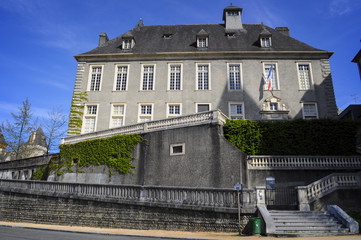 Fototapeta na wymiar Mansion in Pau