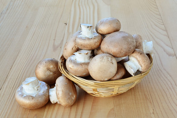 Cremini mushrooms brown cap
