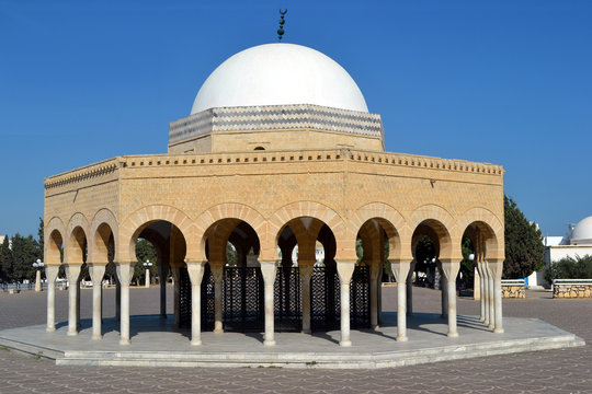 Habib Bourguiba Mausoleum In Monastir