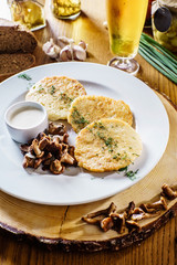 potato pancakes with mushrooms