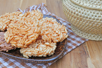 thai crispy rice cracker