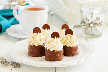 Chocolate cake with caramel, peanut cream 