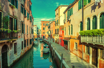 Fototapeta na wymiar Canals of Venice, Italy