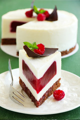 Delicious raspberry cake with raspberry jelly.