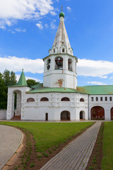 Fototapeta na wymiar Suzdal Kremlin Cathedral bell tower