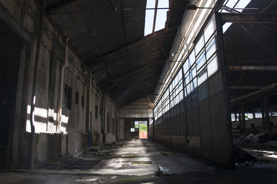 Urbex, the abandoned ceramics factory.