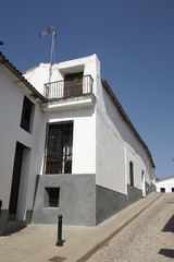 Fototapeta na wymiar calles del municipio rural de Galaroza en la provincia de Huelva, Andalucía
