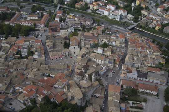 Popoli