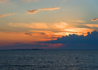 Naklejka premium beautiful sea landscape after sunset 