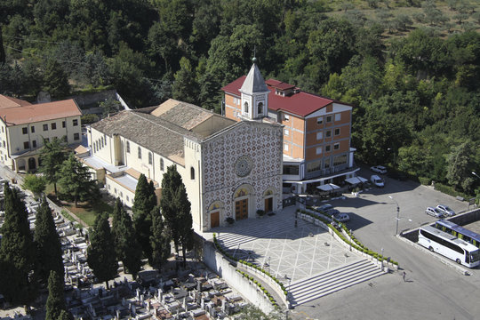 Basilica del Volto Santo - Manoppello