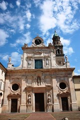 Fototapeta premium Abbey of St. Giovanni Evangelista, Piazzale San Giovanni in Parma Italy