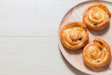 Cinnamon raisin roll bun from above