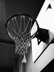 Bilder und Videos suchen: basketballfeld