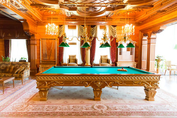  Luxurious billiard
