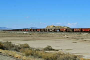 Fototapeta na wymiar TRAIN DESERT AMERICA