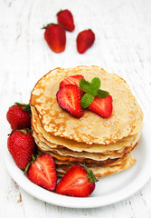 Pancakes with strawberries