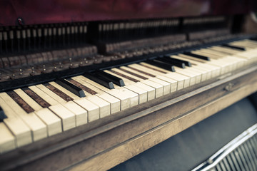 Old piano